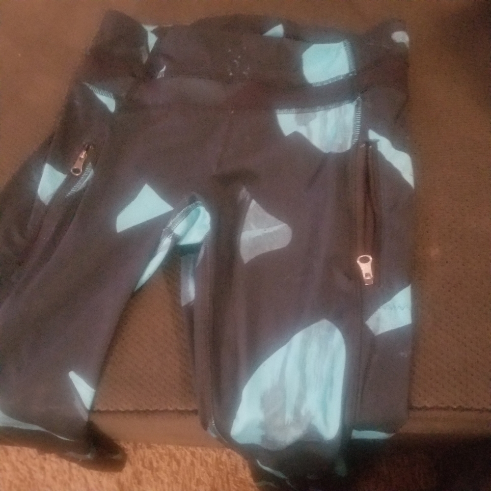 Lululemon - Picture 4 of 7